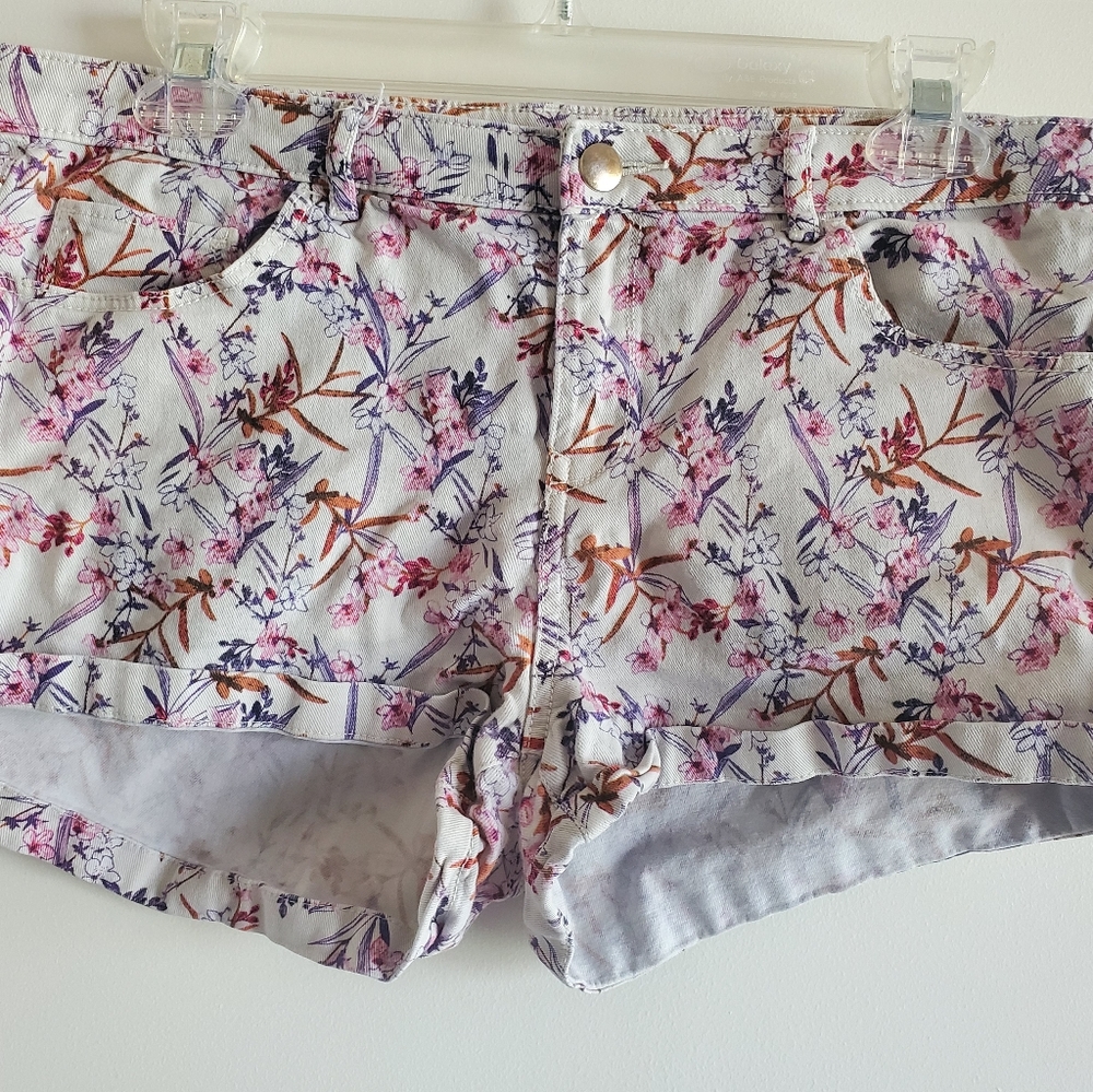 H&M denim shorts